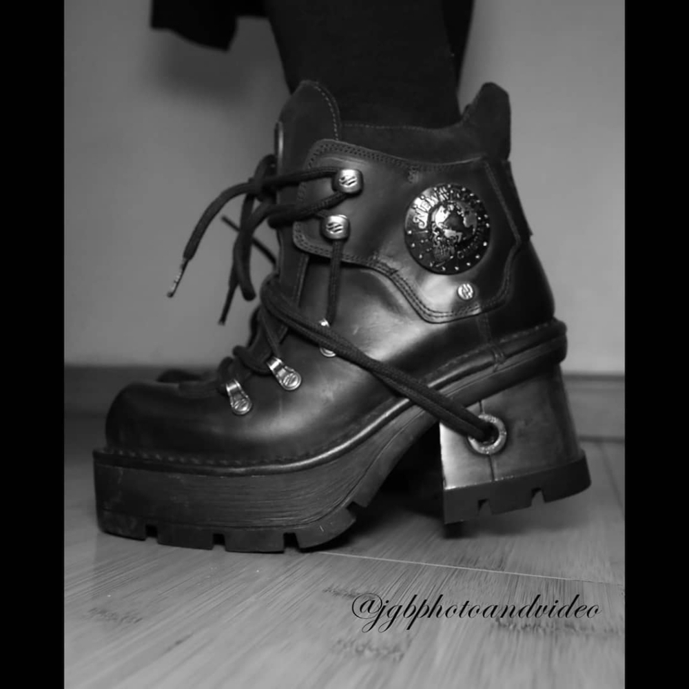 New Rock Boots